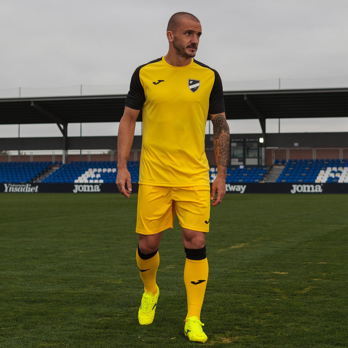 ACADEMY IV TRIKOT