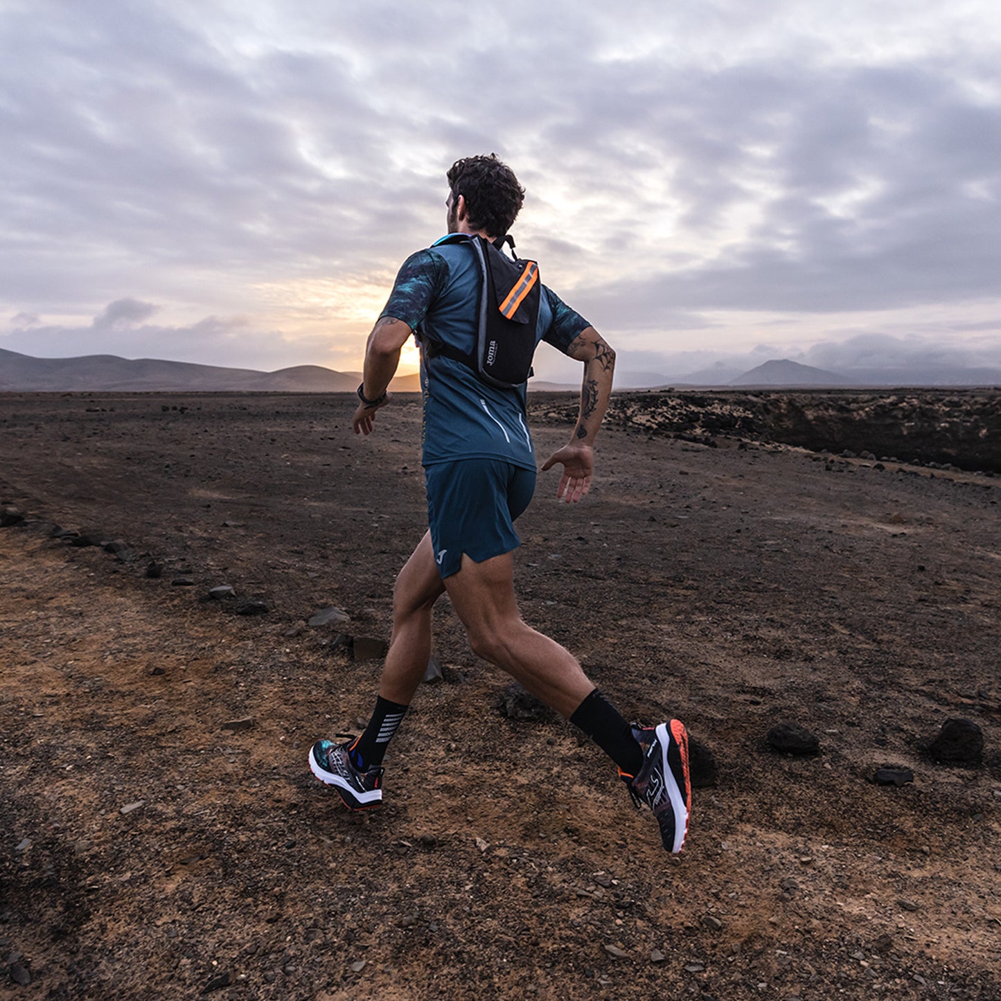 R-TRAIL SHORT